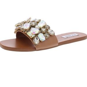 STEVE MADDEN “BRIELLE” SANDAL - 7